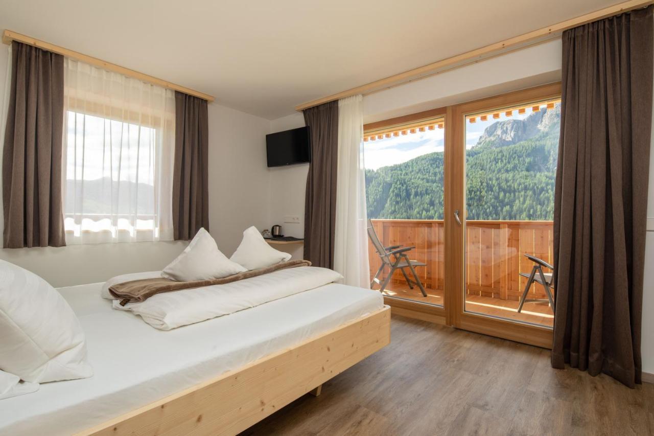 Declara B&B And Apartaments Colfosco Kültér fotó