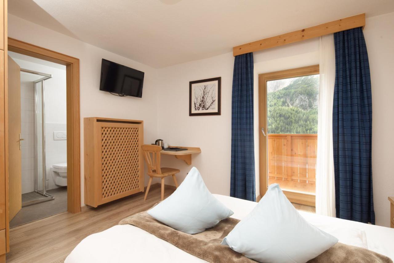 Declara B&B And Apartaments Colfosco Kültér fotó