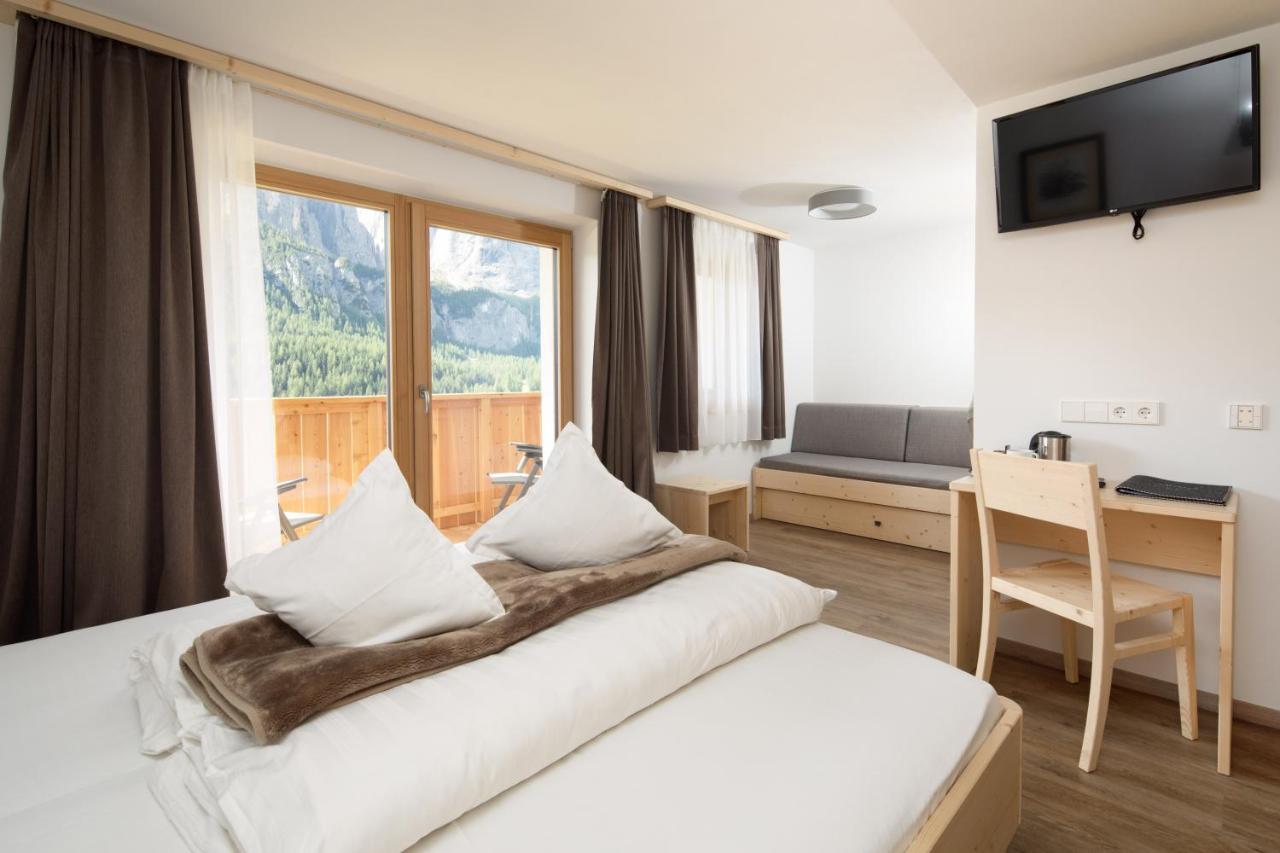 Declara B&B And Apartaments Colfosco Kültér fotó
